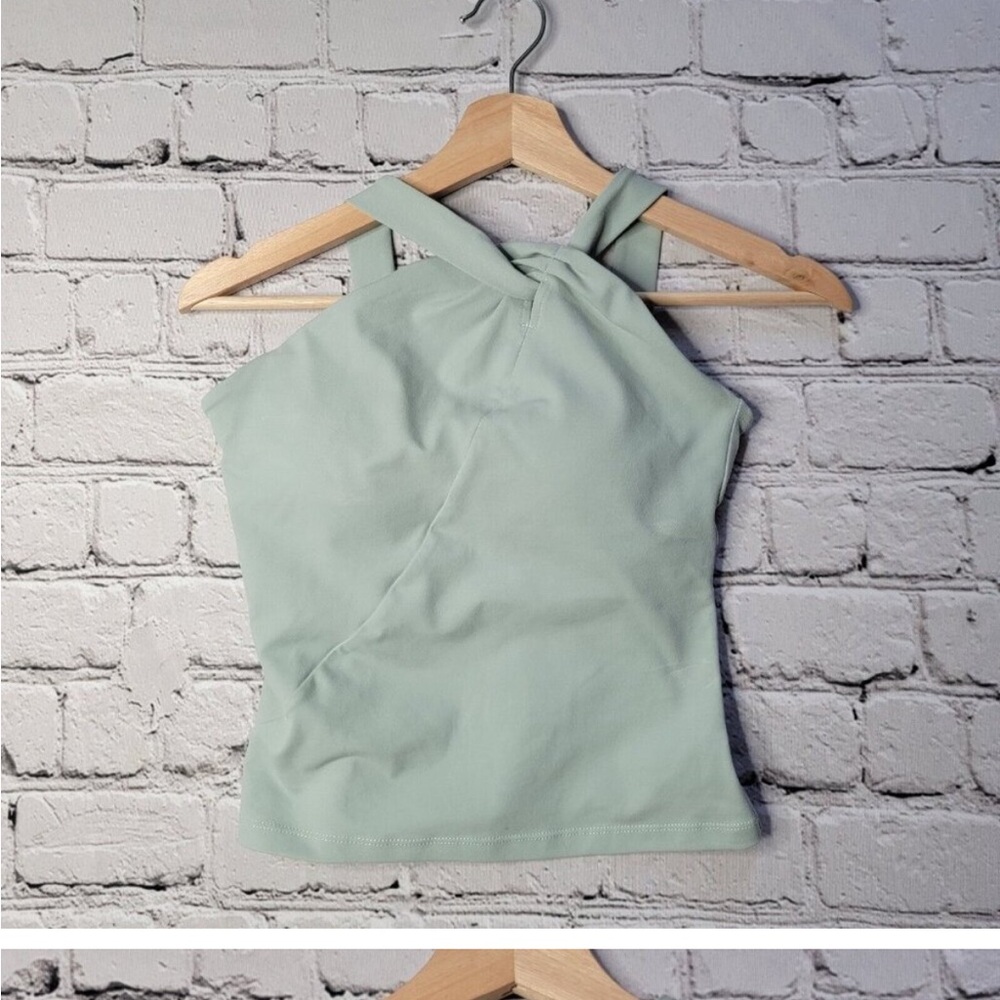 Halara Halter Neck Tank Top In Pistachio Never worn Size M. Fits like small!